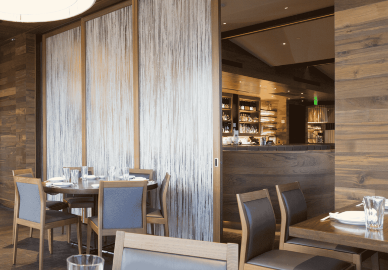 7 Examples of Modern Hotel Lobby and Amenity Space Design | Raydoor